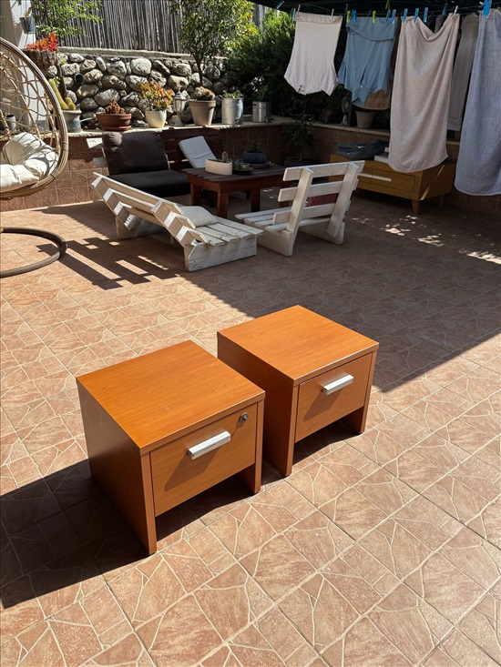 תמונה 1 ,שתי שידות תאומות מעץ למכירה בטבריה ריהוט  שידות