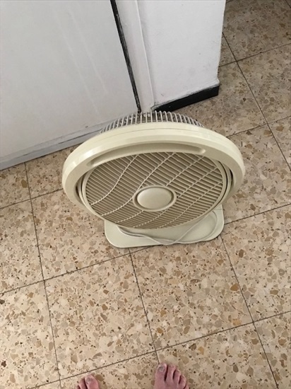 תמונה 1 ,מאוורר ריצפתי למכירה ברואשון לציון מוצרי חשמל  שונות