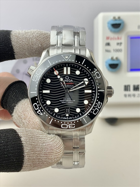 תמונה 2 ,Omega seamaster 300 למכירה ברמת גן תכשיטים  שעונים