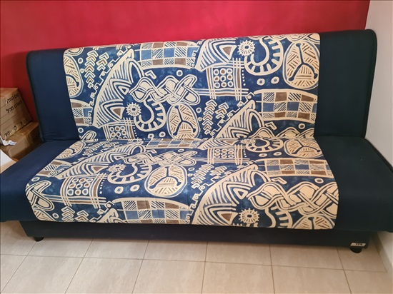 תמונה 3 ,ארון קיר . מיטה . מראה - 50    למכירה בקריית ים תכולת דירה  שונות