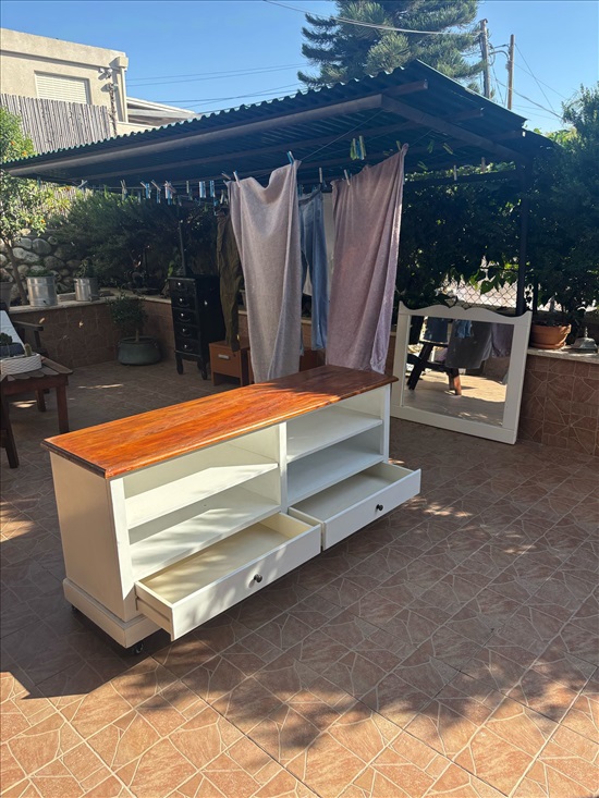 תמונה 3 ,מזנון עץ במראה כפרי מודרני למכירה בטבריה ריהוט  מזנון
