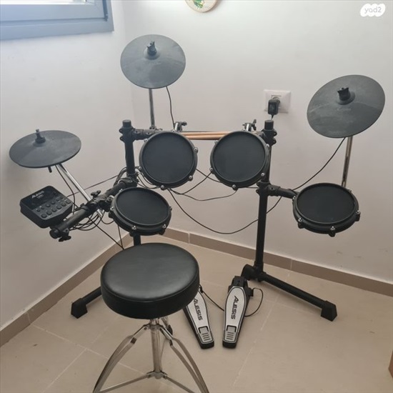 תמונה 2 ,מערכת תופים אלקטרונית ALESIS למכירה בפרדס חנה-כרכור כלי נגינה  תופים