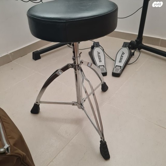 תמונה 4 ,מערכת תופים אלקטרונית ALESIS למכירה בפרדס חנה-כרכור כלי נגינה  תופים