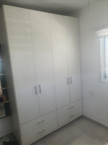 תמונה 1 ,ארון בגדים למכירה בתל אביב ריהוט  ארונות