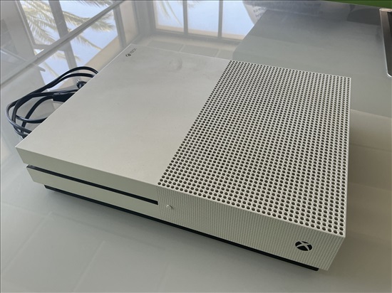 תמונה 3 ,Xbox one חדש + כבל למכירה באור יהודה משחקים וקונסולות  XBox ONE