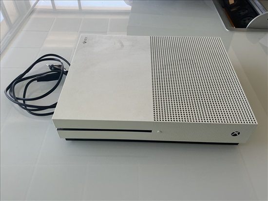 תמונה 4 ,Xbox one חדש + כבל למכירה באור יהודה משחקים וקונסולות  XBox ONE