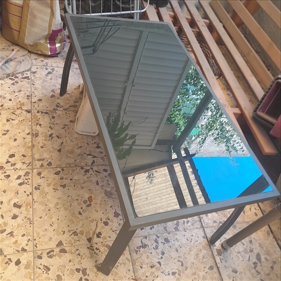 תמונה 1 ,שולחן זכוכית לגינה למכירה ברמת גן ריהוט  שולחנות