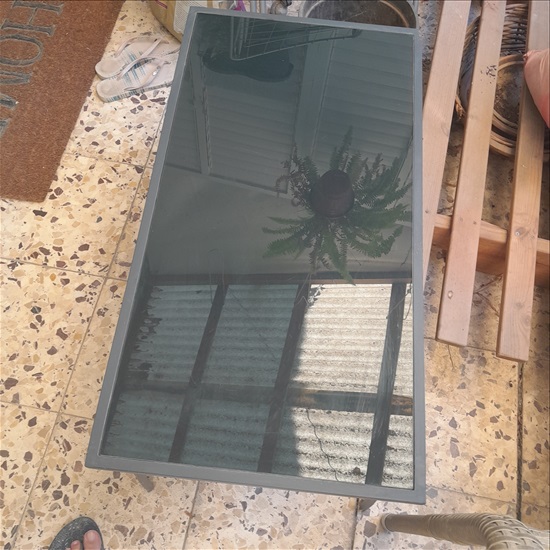 תמונה 2 ,שולחן זכוכית לגינה למכירה ברמת גן ריהוט  שולחנות
