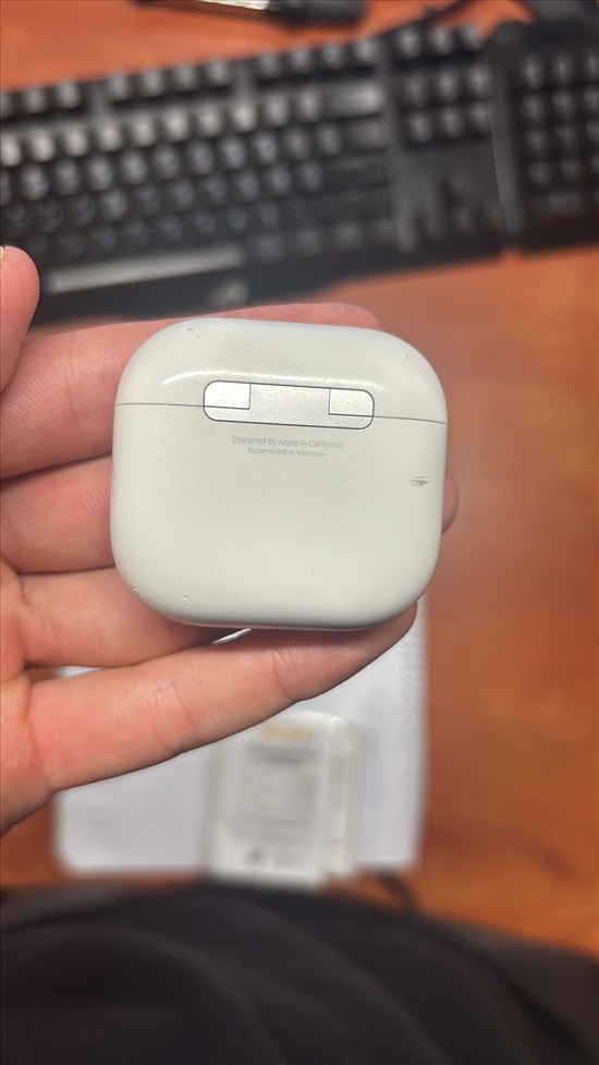 תמונה 4 ,Airpods 4 איירפודס 4 למכירה באריאל מוצרי Apple  אחר