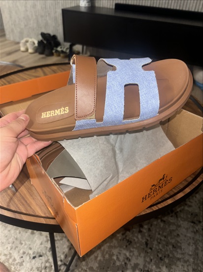 תמונה 1 ,כפכפים של המותג Hermes למכירה בבוסתן הגליל ביגוד ואביזרים  נעליים