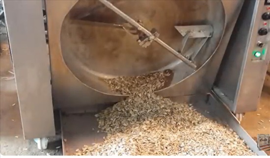 תמונה 2 ,תנור לקליית פיצוחים למכירה בגן שמואל ציוד לתעשייה  אחר