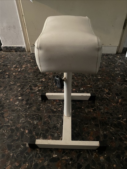 תמונה 3 ,רגלית פדיקור מניקור צבע שמנת למכירה בהרצליה קוסמטיקה וטיפוח  אחר