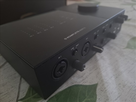 תמונה 2 ,כרטיס קול KOMPLETE audio 6 למכירה בלוד ציוד לדיג'יי ואולפנים  כרטיס קול