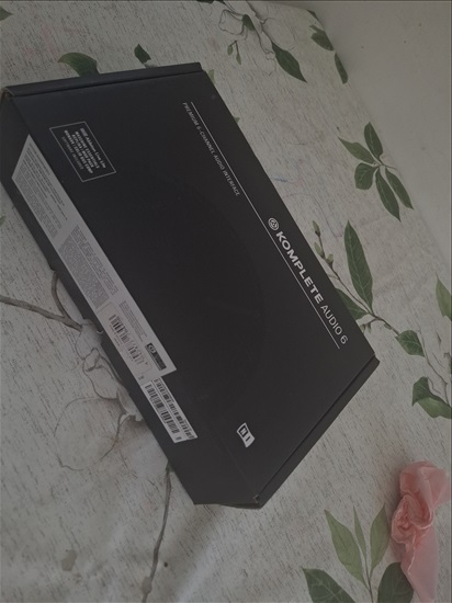 תמונה 4 ,כרטיס קול KOMPLETE audio 6 למכירה בלוד ציוד לדיג'יי ואולפנים  כרטיס קול