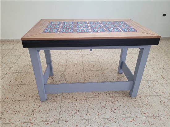 תמונה 2 ,שולחן עבודת יד מיוחד  למכירה בהרצליה ריהוט  שולחנות