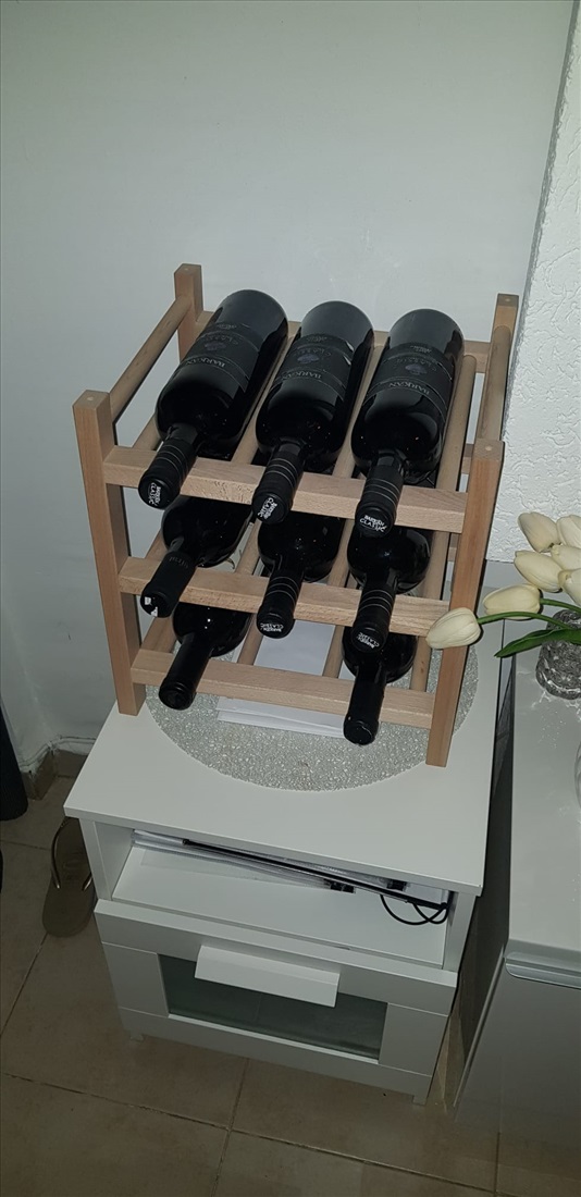 תמונה 3 ,שתייה בכל הגדלים ויינות  למכירה בטבריה אספנות  יינות
