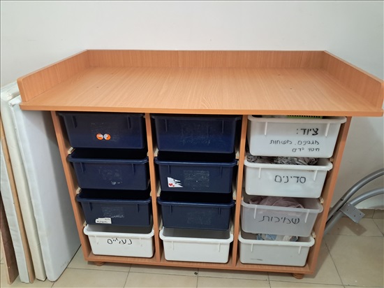 תמונה 1 ,שידת החתלה עם מגירות אישיות למכירה בחדרה שונות  שונות