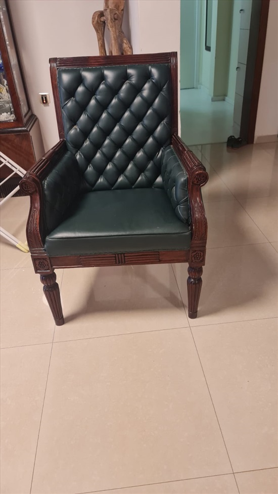 תמונה 1 ,כורסת עור אמריקאית חדשה בסגנון למכירה בפרדס חנה-כרכור ריהוט  כורסאות