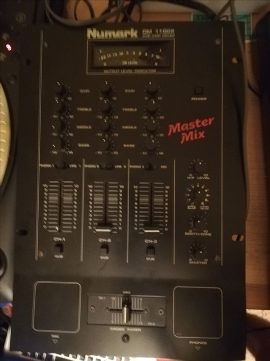 תמונה 1 ,Numark 1100X למכירה בגיתית ציוד לדיג'יי ואולפנים  מיקסר