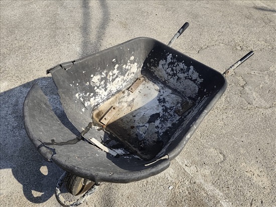 תמונה 3 ,מריצה   truper לעבודות גינון  למכירה בכפר ביל"ו לגינה  כלים לגינה