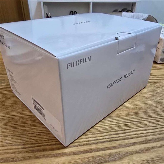 תמונה 5 ,גוף Fujifilm GFX 100 II (חדש) למכירה בבת ים צילום  מצלמה דיגיטלית