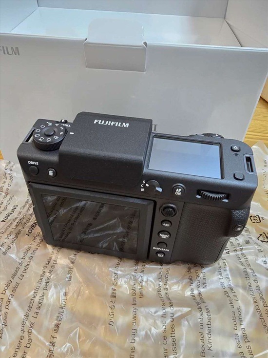 תמונה 6 ,גוף Fujifilm GFX 100 II (חדש) למכירה בבת ים צילום  מצלמה דיגיטלית