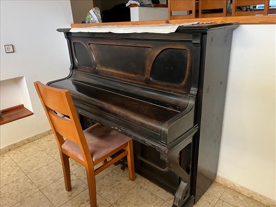 תמונה 5 ,פסנתר בלוטנר בן 108 למכירה בכפר ורדים כלי נגינה  פסנתר