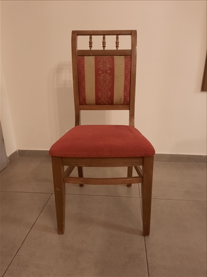 תמונה 1 ,כיסא עץ וינטג' למכירה בבת ים ריהוט  כיסאות
