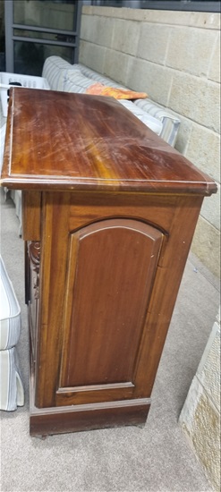 תמונה 4 ,שידה בסגנון עתיק למכירה בירושלים ריהוט  שידות