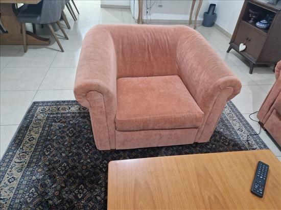 תמונה 3 ,סלון שלוש שתיים אחד  למכירה ברעננה ריהוט  סלון