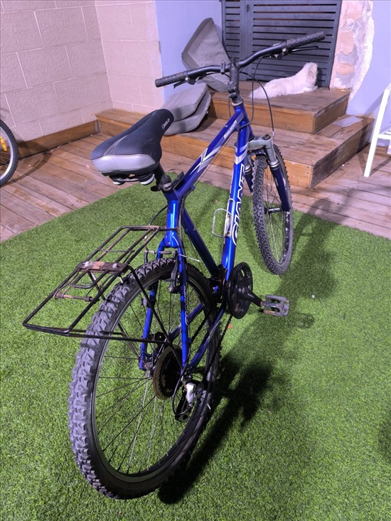 תמונה 2 ,אופני הרים GIANT כחול רויאל  למכירה בכפר סבא אופניים  אופני הרים