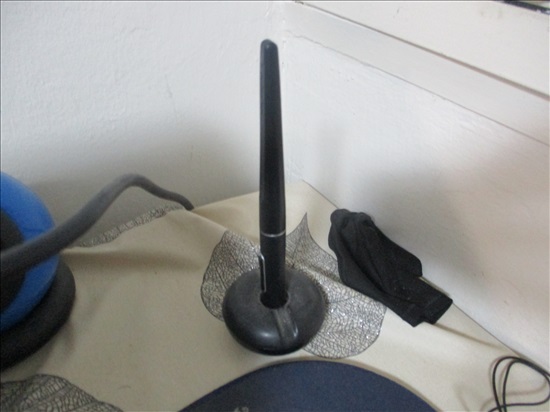 תמונה 2 ,מסך גרפיקה מקצועי של huion למכירה בפתח תקווה מחשבים וציוד נלווה  מסך מחשב