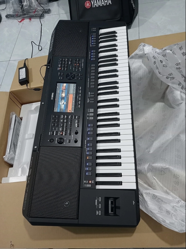 תמונה 6 ,תחנת עבודה של Yamaha PSR-SX720 למכירה בנתניה כלי נגינה  קלידים