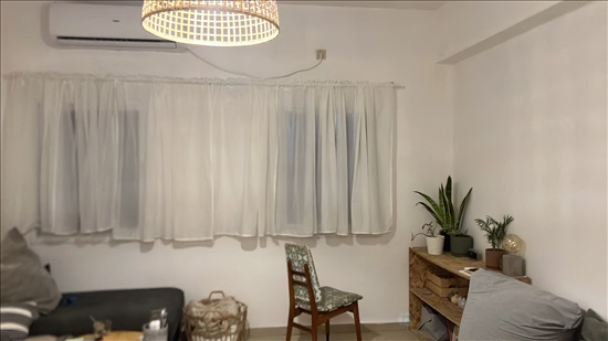 תמונה 1 ,וילון  למכירה בתל אביב תכולת דירה  שונות