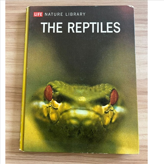 תמונה 1 ,ספר the Insects למכירה בנתניה ספרות ומאמרים  ספרי עיון ואלבומים