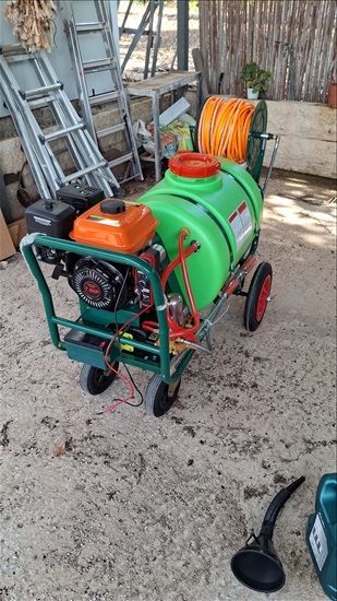 תמונה 1 ,מציאה מרסס,מריצה 80 / 100 ליטר למכירה במאור כלי עבודה  כלי גינון