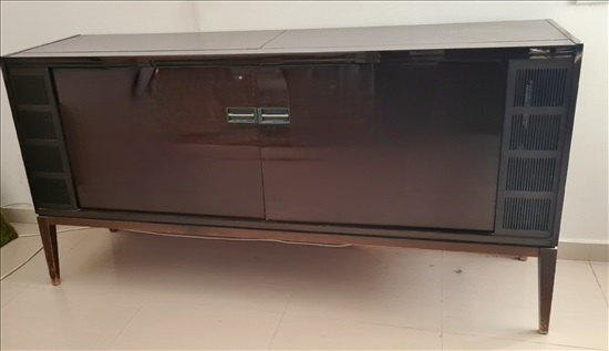 תמונה 4 ,קונסולת פטיפון וטלויזיה למכירה באלפי מנשה ריהוט  ענתיקות