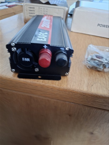 תמונה 1 ,ממיר מתח 2000W אל 12V על220V למכירה בבאר יעקוב קמפינג ונופש  אביזרים לרכב שטח