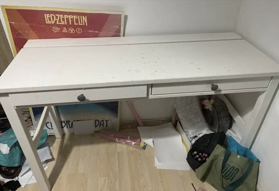 תמונה 3 ,שולחן לבן מאיקאה  למכירה בתל אביב ריהוט  שולחן מחשב