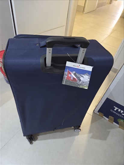 תמונה 3 ,מזוודה קלה  למכירה בנתניה למטייל ולמתגייס  מזוודות ותיקים