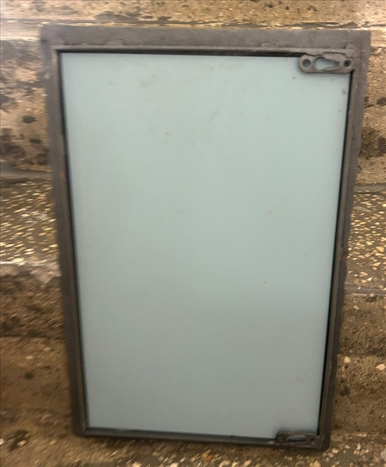 תמונה 2 ,מראת קיר למכירה בנתניה אספנות  לבית