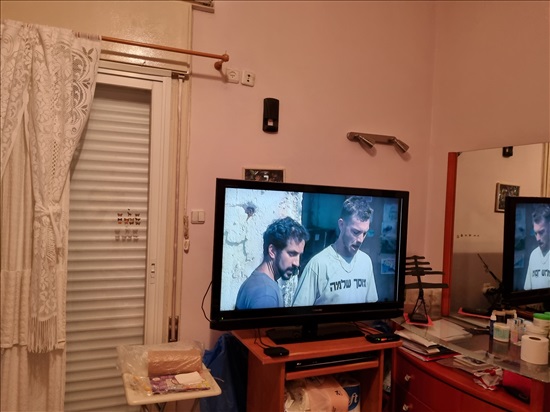 תמונה 2 ,טלוויזיה טושיבה 46 אינץ למכירה בתל אביב מוצרי חשמל  טלוויזיות