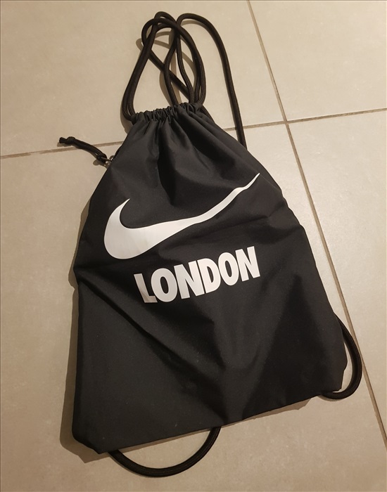 תמונה 3 ,תיק גב Nike-חדש באריזה למכירה בכפר סבא ביגוד ואביזרים  תיקים