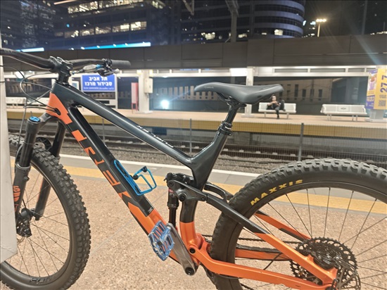 תמונה 1 ,Trek Fuel ex 9.8 Gen 5 2023 למכירה בבאר יעקב אופניים  אופני הרים