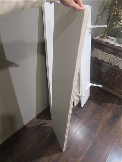 תמונה 2 ,4 מדפים לבנים 120X30ס"מ מ:IKEA למכירה בירושלים ריהוט  מדפים