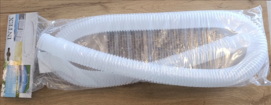 תמונה 1 ,צינור למסנן בריכת אינטקס למכירה בנעלה לגינה  בריכה