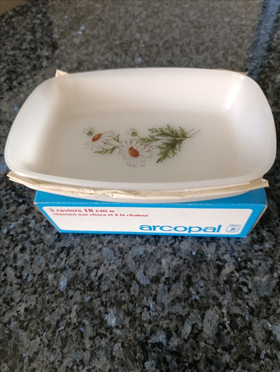 תמונה 3 ,סט כלי אוכל מסוג ARCOPAL  למכירה בלוד כלי מטבח  שונות