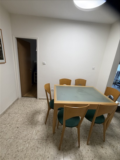 תמונה 8 ,שולחן וכיסאות למכירה בפתח תקווה ריהוט  אחר