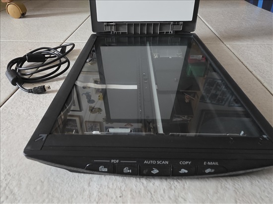 תמונה 2 ,סורק שולחני CANON למכירה בנתניה מחשבים וציוד נלווה  סורקים
