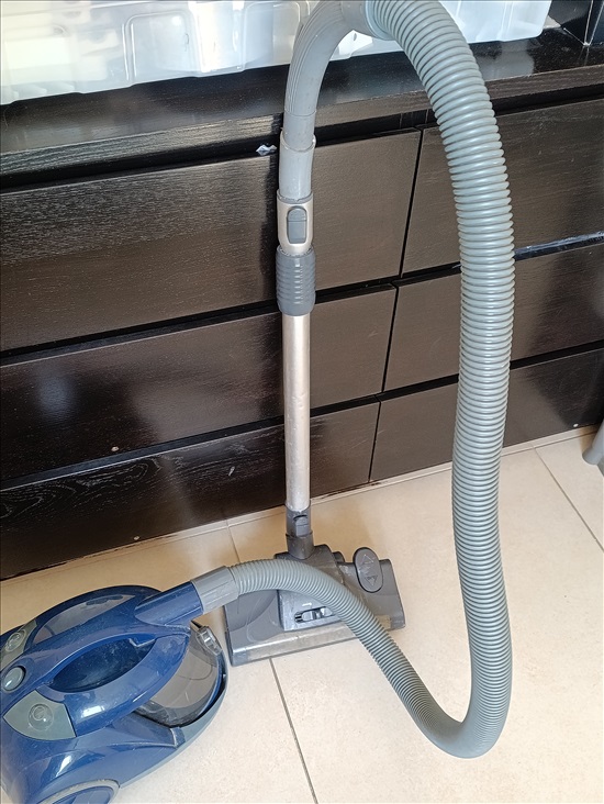 תמונה 3 ,שואב אבק גרהץ  1200 W למכירה בנשר מוצרי חשמל  שואב אבק